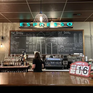 N'Cahoots Coffee & Shoppe