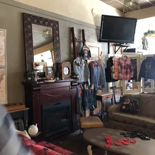 Checkers &amp; so much to look at!