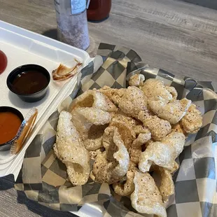 Fried Pork Skins! Very delicate and delicious!