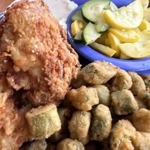 Chicken dinner comes with 3 sides
