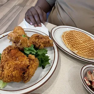 Chicken &amp; Waffles - absolutely no waffling in flavor :D