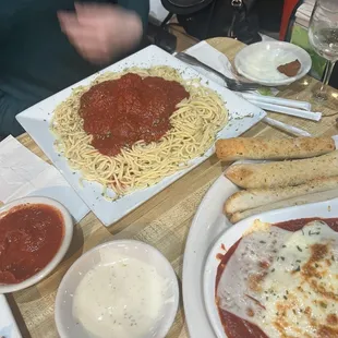 Spaghetti and meatballs