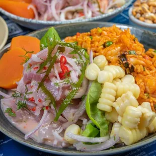 Two sea loves(Aaron con mariscos with ceviche)