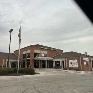 The entrance for the clinic.