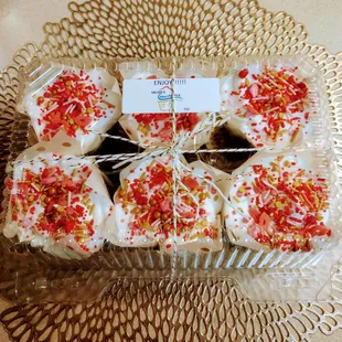 a dozen of sprinkles