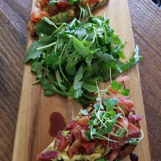 Avo Bacon Toast