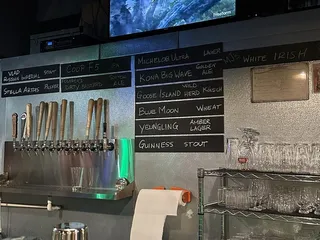 MJ’s Downtown Tavern