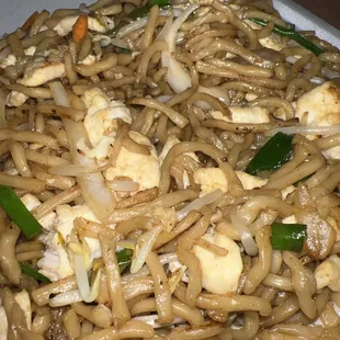 Chicken lo mein