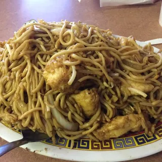 Chicken Lo Mein