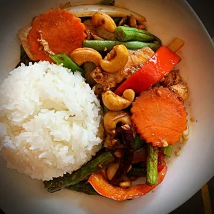 Cashew Chicken