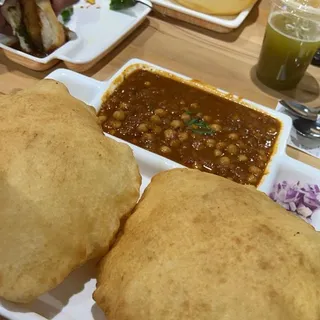 CHUTNEY VADA PAV