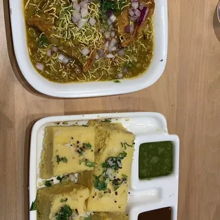 SAMOSA RAGDA