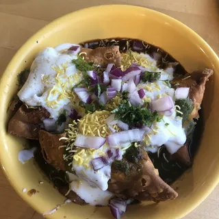 DAHI SAMOSA CHAAT