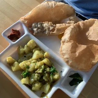 PURI BHAJI