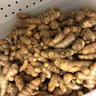 Fresh Fiji turmeric
