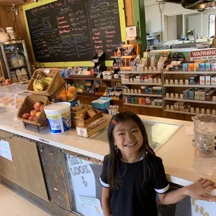 Very nice food selection for a convenience store and friendly corteous staff. Good memories