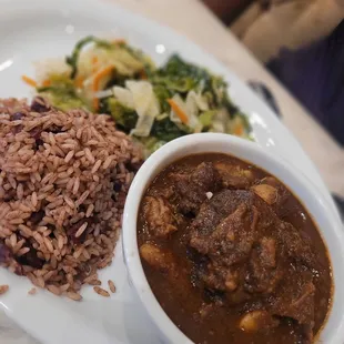 Oxtail Plate, rice and peas and cabbage