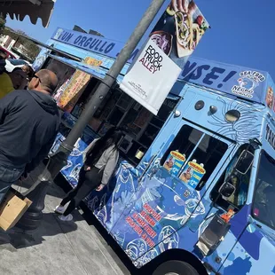 a blue food truck