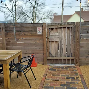 No smoking back here this would be nice in the spring and summer