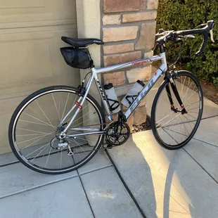 2010 Fuji road bike
