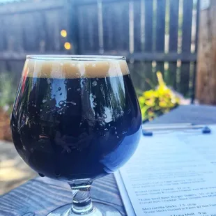 1840 Brewing Co Generous Silouette