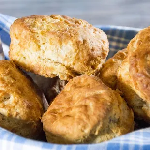 food, chicken wings and fried chicken