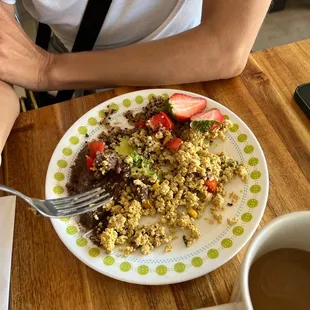 Tofu scramble my wife had was nothing to get excited about.
