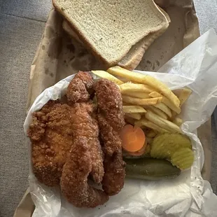 Chicken strip basket w/ Garlic Parm seasoning!