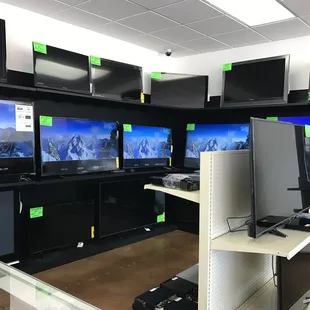 Best TV Prices in Town, Plus Wall Mounts, Antennas, BluRay, DVD players and more.