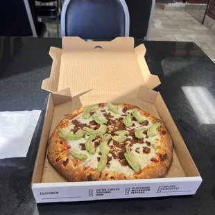 Small Chorizo Avocado Pizza