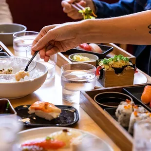 sushi, food, sashimi, sushi and sashimi