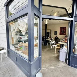 Corner cafe