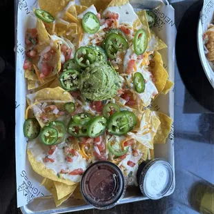 Neighbors nachos