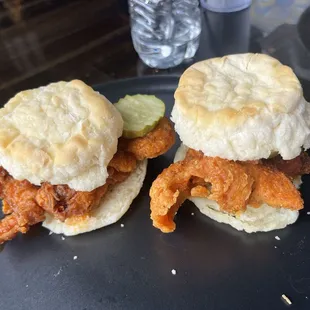 Hot chicken sliders