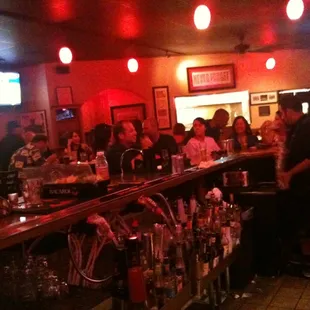 Just starting to pack&apos;em in on a Friday night...