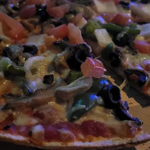 Vegetarian Pizza little cheese