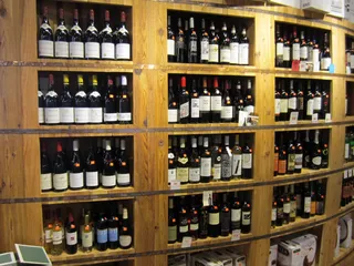 Trollway Liquors