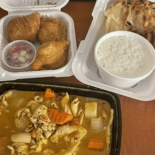 Chicken Curry Puff (3 pcs.)