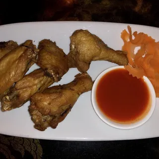 Fried Chicken Wing Thai Style (5 pcs.)