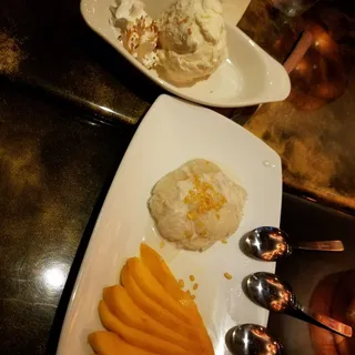 Mango with Sticky Rice