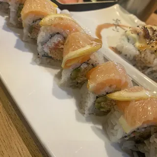 Lemon Salmon Sushi Roll