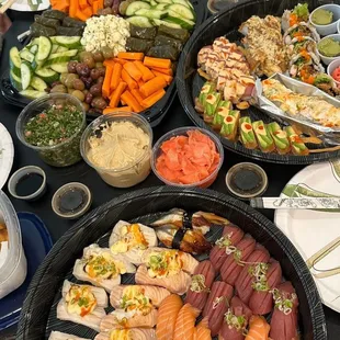 sushi and sashimi, sushi, sashimi, food