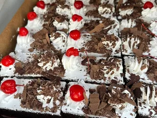 Sunflour Natural Bakery