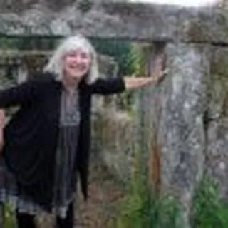 Linda W.