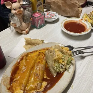 Cheese Enchiladas and tacos. Side of chips and salsa. Delish!!