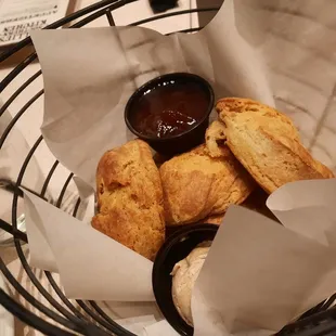 Biscuit Basket