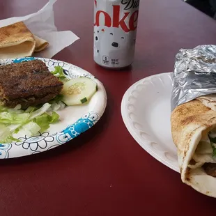 Gyro and kibbe with extra pita (free)