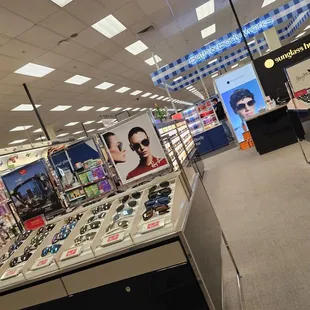 Sunglass Hut and Bath &amp; Body Works inside