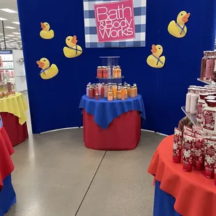 This is what you see coming in!  How about that!  Very niceBath Body Works!