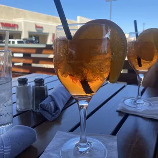 These new drinks are so refreshing! Thanks Mo for the great service and great recommendations!